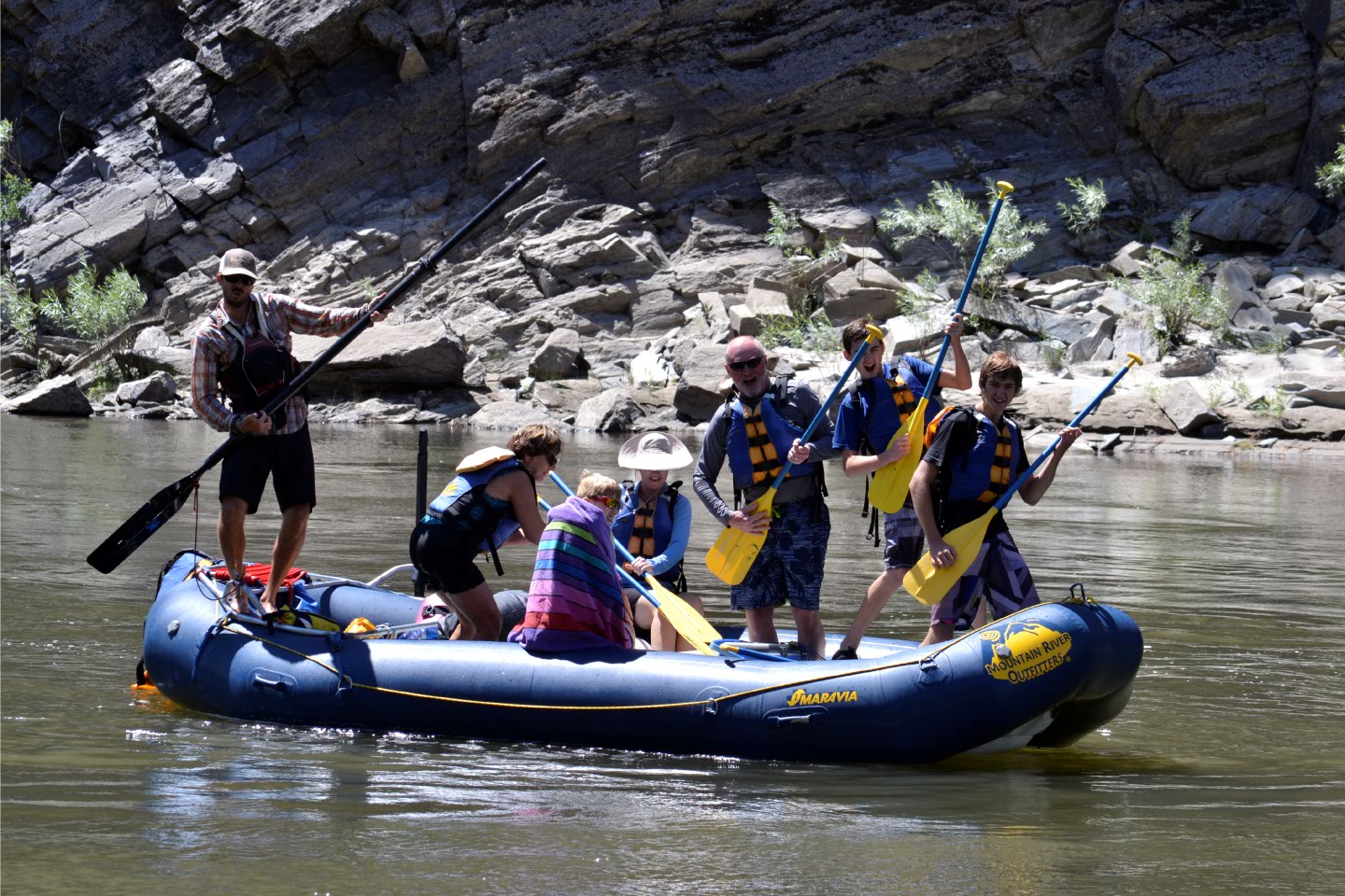 Riggins Idaho rafting and white water trips on the Salmon River